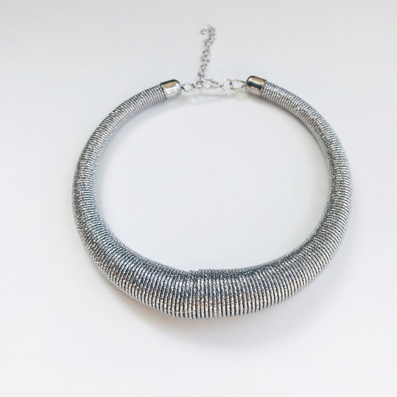 Trendy silver choker necklace - Picture 2 of 8